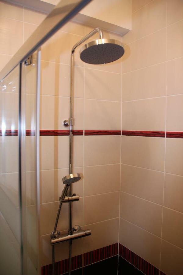 Ferienwohnung Sur Les Toits D'Amboise Exterior foto